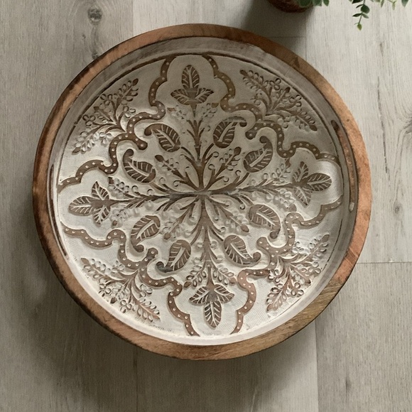 Wooden round serving tray white‎ wash distressed with handles home decor coastal - Picture 3 of 9